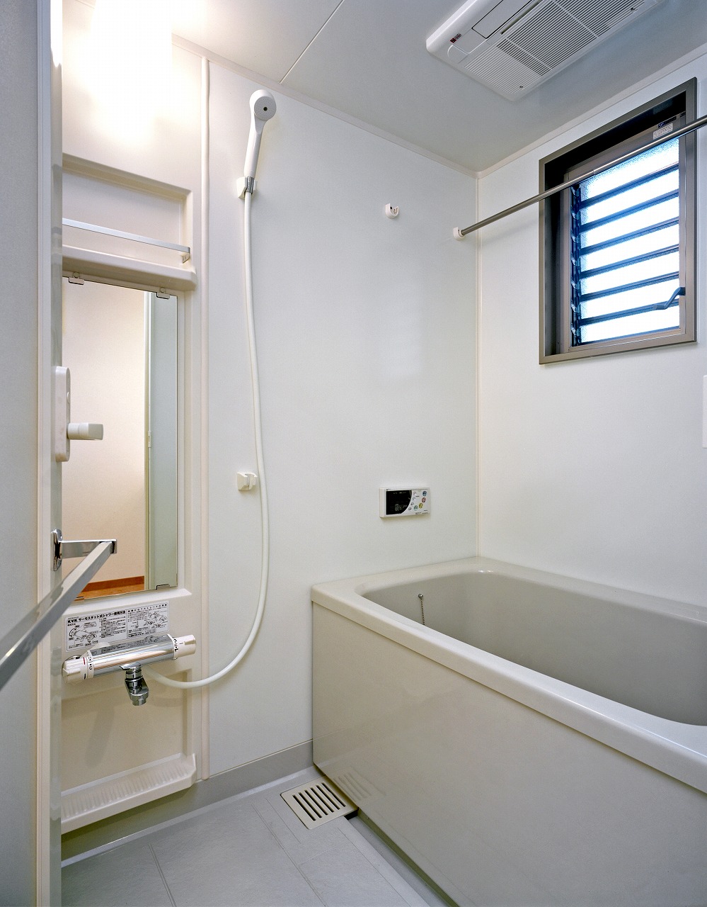 Bath. Add-fired, With bathroom dryer ◎