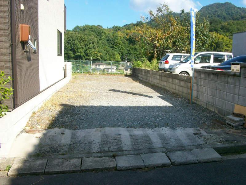Parking lot