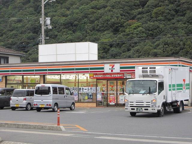 Convenience store. Seven-Eleven Hiroshima Kabe 3-chome up (convenience store) 74m