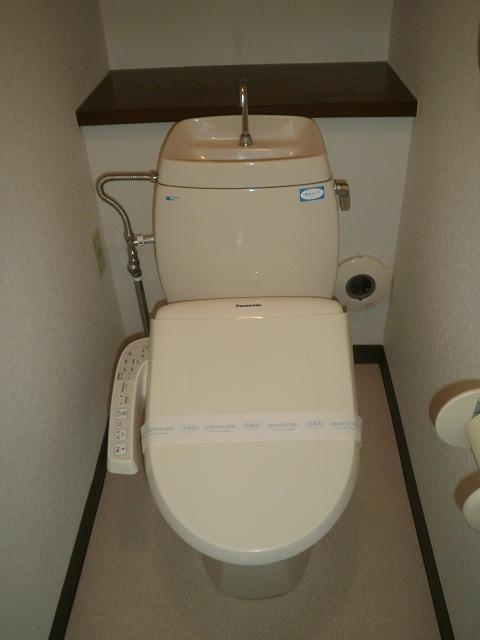 Toilet. 1F Washlet toilet seat new goods exchange