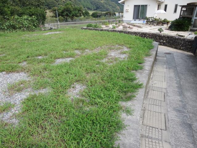 Local land photo. Is a three-way corner lot. 