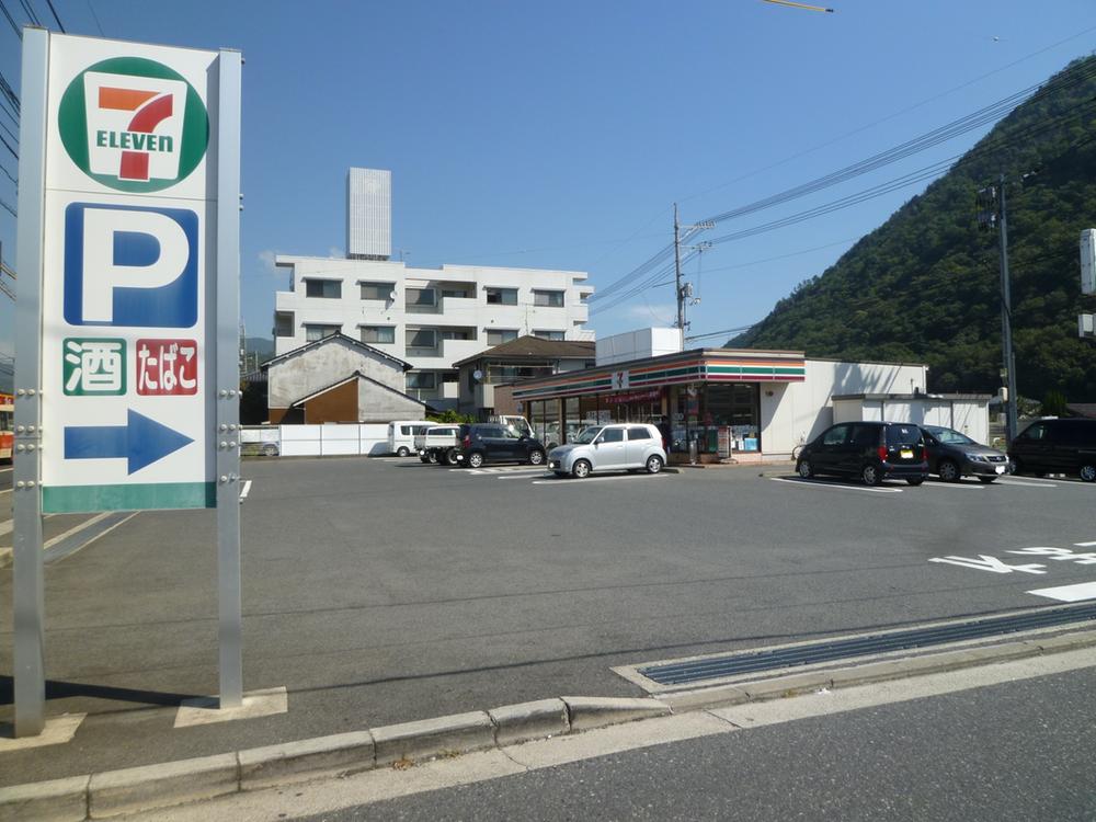 Local guide map. Seven-Eleven Allowed 3-chome 1-minute walk