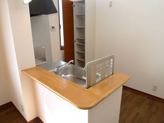 Kitchen. Dishwasher correspondence ・ Storage rack ・ Yes window