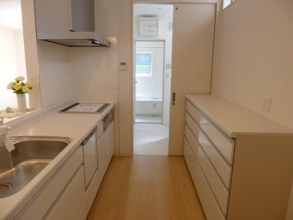 Kitchen. (September 2013) Shooting