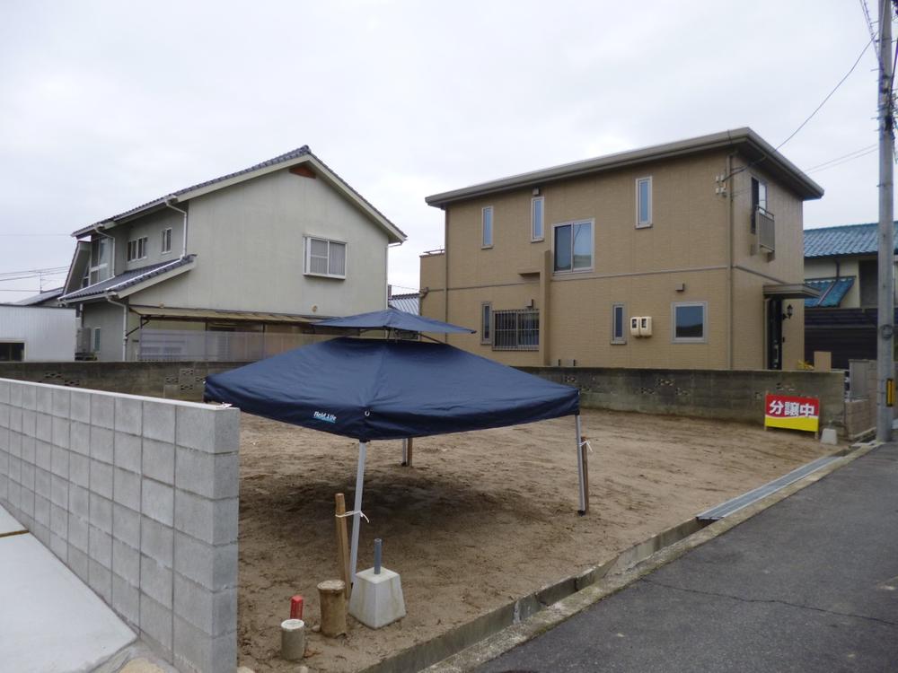 Local appearance photo. Local (12 May 2013) Shooting