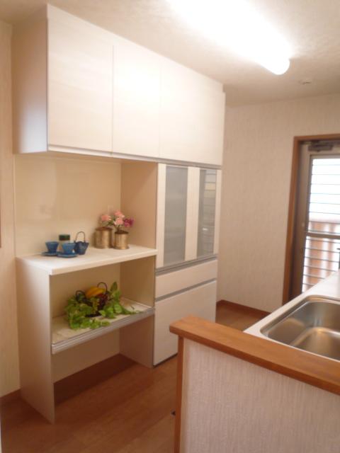 Same specifications photo (kitchen)