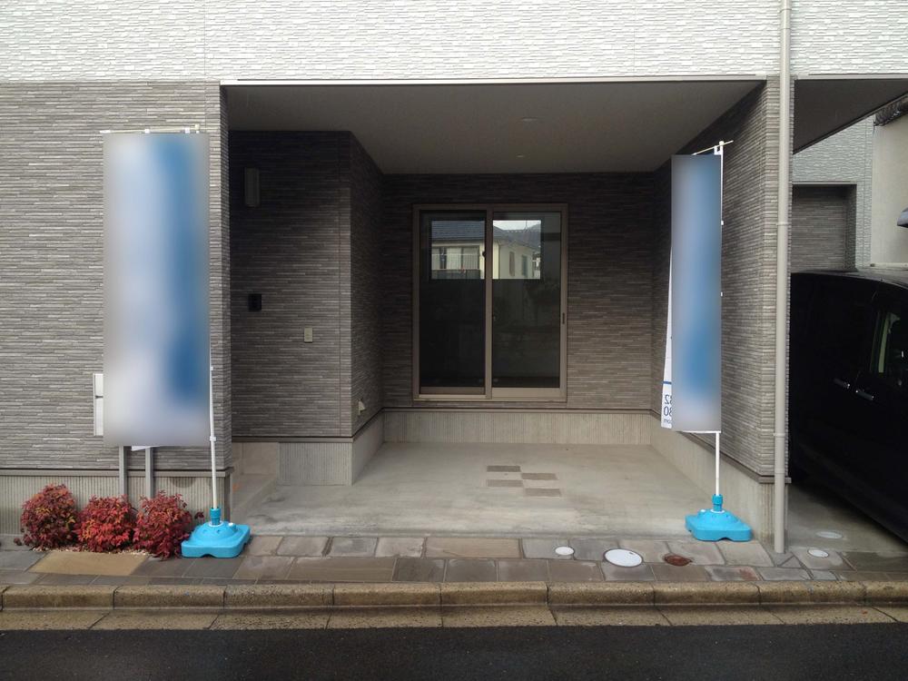 Parking lot. indoor ・ There are outdoor and parking of 2 cars