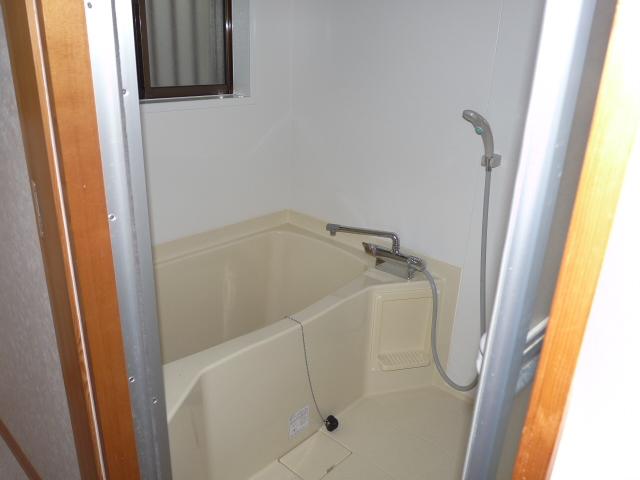 Bathroom. unit bus