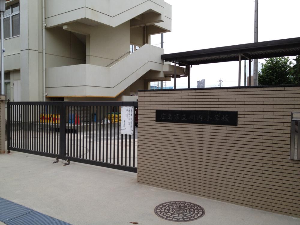 Primary school. 755m up to elementary school in Hiroshima in Tachikawa