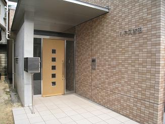 Entrance. A quiet residential area