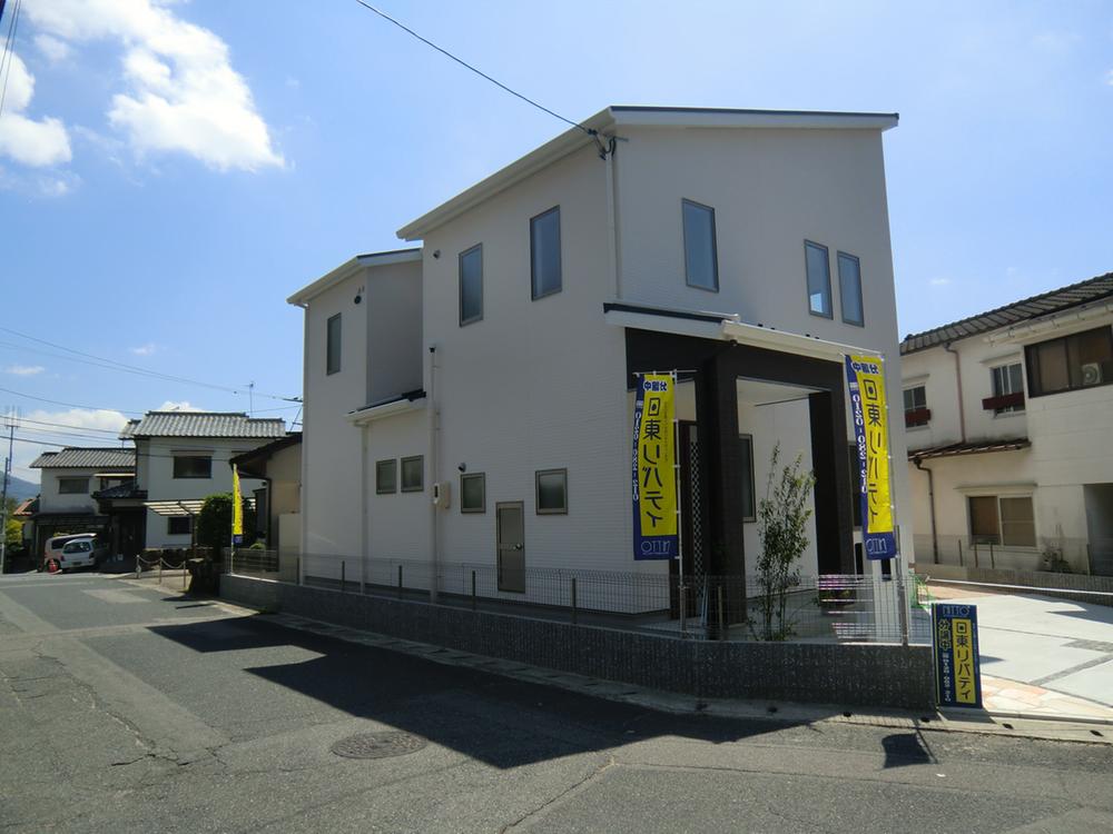 Local appearance photo. Was building completed. Appearance was based on white house will feel even greater. 