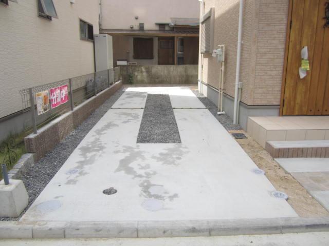 Parking lot. Local (August 2013) Shooting