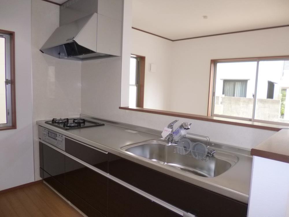 Kitchen. (December 2013) Shooting