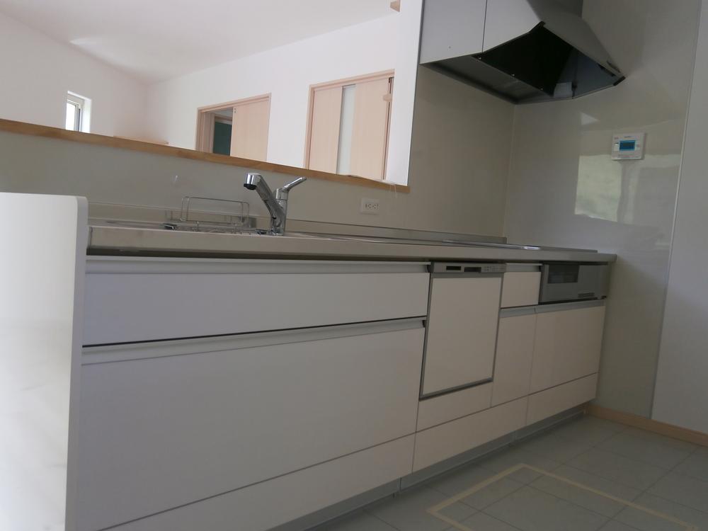 Kitchen. Indoor (April 2013) Shooting