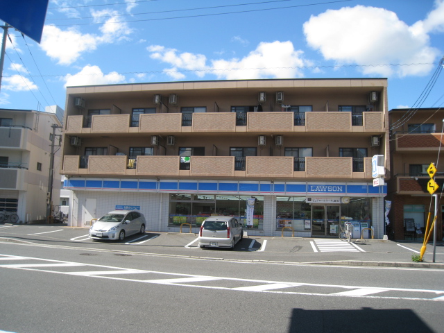 Convenience store. Lawson Hiroshima Furuichi 3-chome up (convenience store) 424m