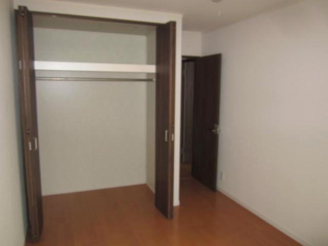 Non-living room. Room (August 2013) Shooting