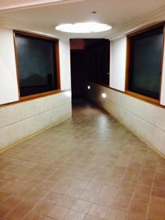 Entrance. Common areas
