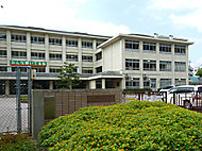 Junior high school. 1290m to Hiroshima Municipal Castle Yamakita junior high school