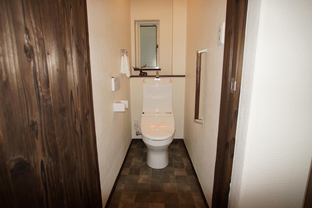 Power generation ・ Hot water equipment. 2-2-3 Building of the first floor toilet