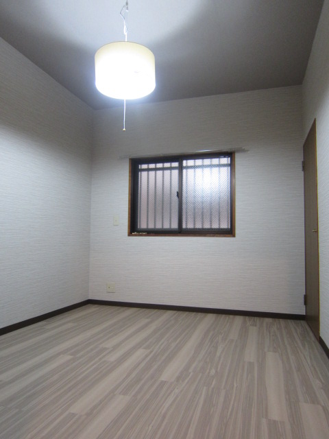 Living and room. It also affixed stylish floor tile this room.