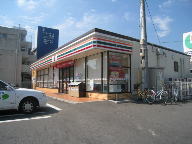 Convenience store. Seven-Eleven Hiroshima Yamamoto 1-chome to (convenience store) 250m