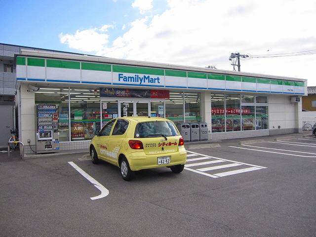 Convenience store. FamilyMart Sendai Chome store up (convenience store) 432m