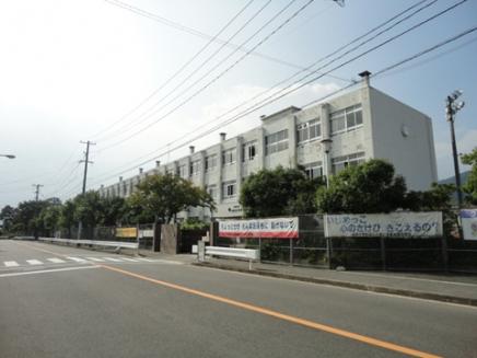 Primary school. 1622m to Hiroshima Municipal Anzai Elementary School