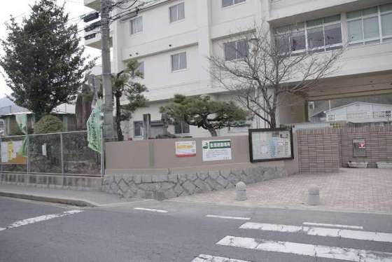 Primary school. 543m to Hiroshima Municipal Midorii elementary school (elementary school)