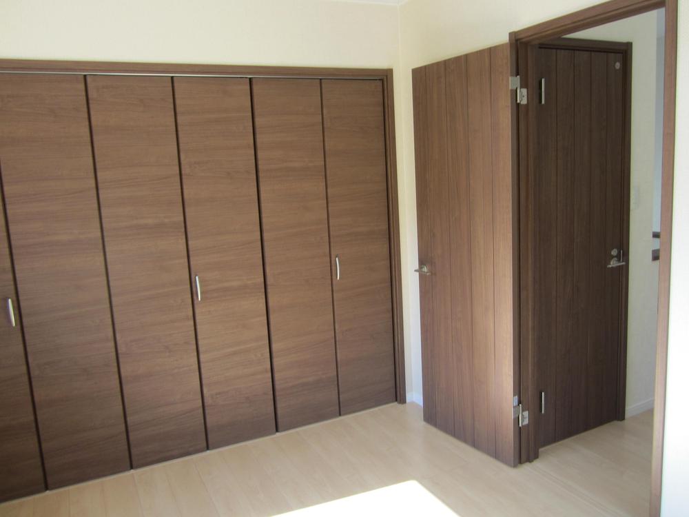 Non-living room. Indoor (10 May 2013) Shooting