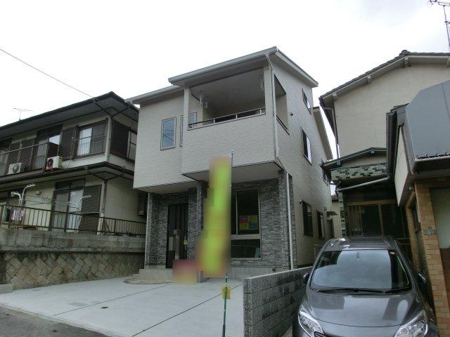 Local appearance photo.  All-electric housing Cute