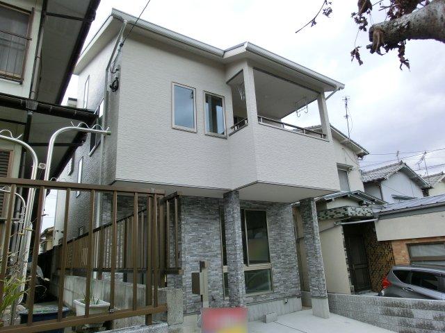 Local appearance photo.   Facing south