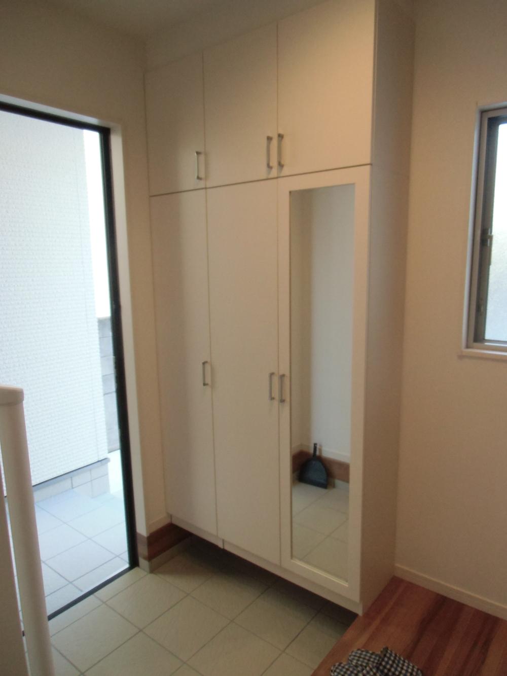 Receipt. Entrance storage (November 2013) Shooting