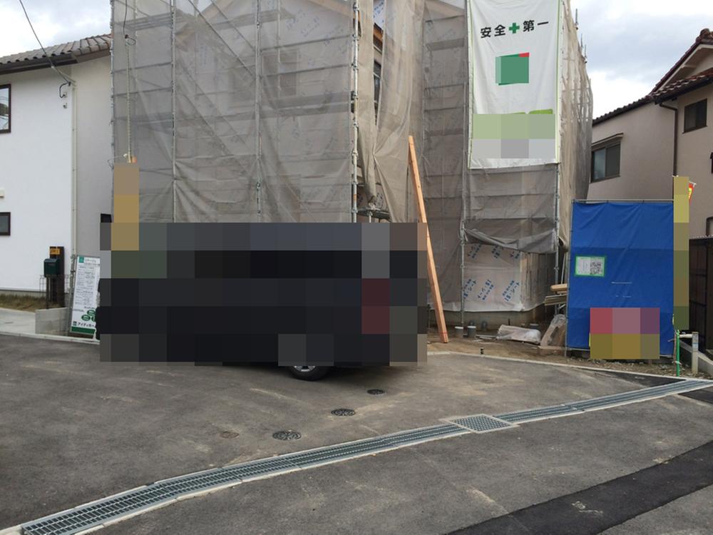 Local photos, including front road