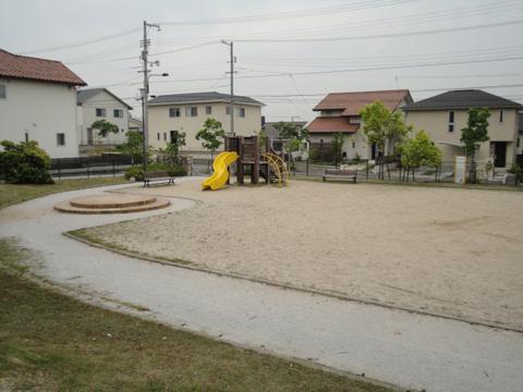 park. 196m until Wakabadaikita park