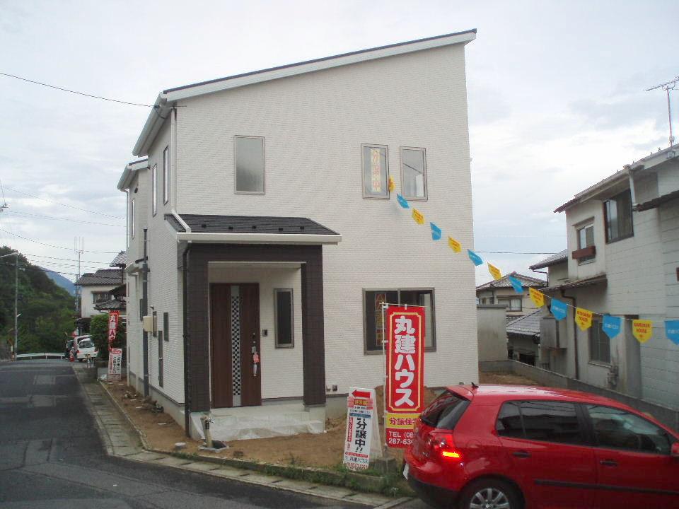 Local photos, including front road