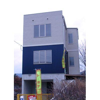 Local appearance photo