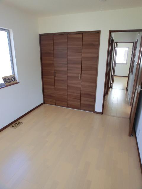 Non-living room. Room (August 2013) Shooting