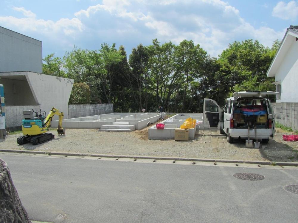 Local appearance photo. All two subdivisions