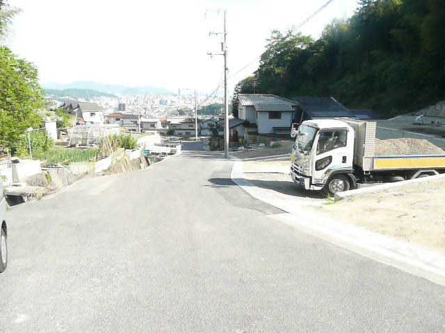 Local photos, including front road. It is a quiet location