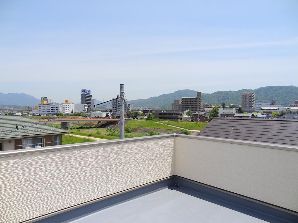 View photos from the dwelling unit. Rooftop balcony with no view unobstructed. 