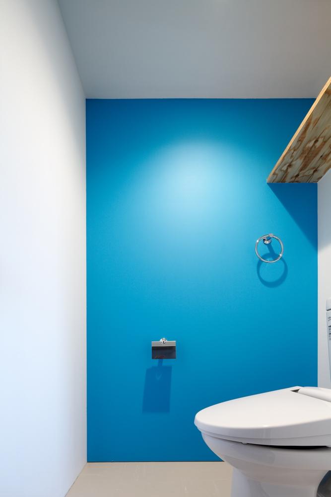Entrance. Healing Blue