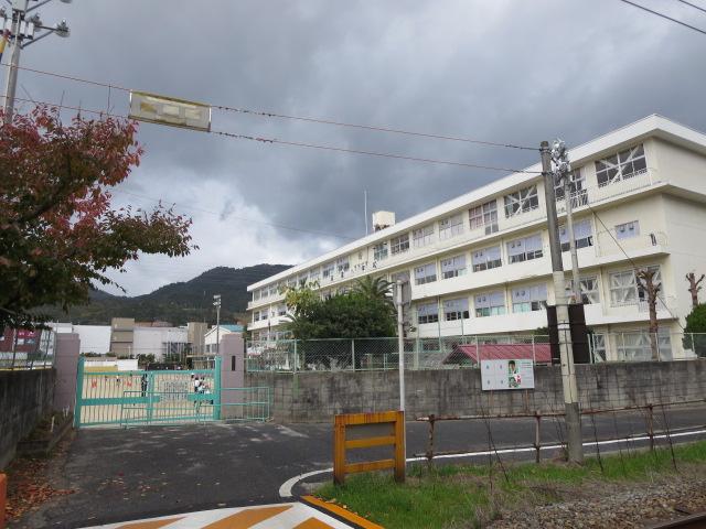 Other. Gion elementary school
