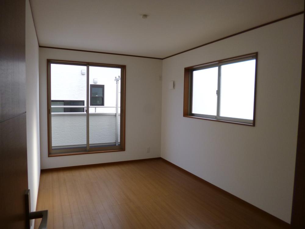 Non-living room. (December 2013) Shooting