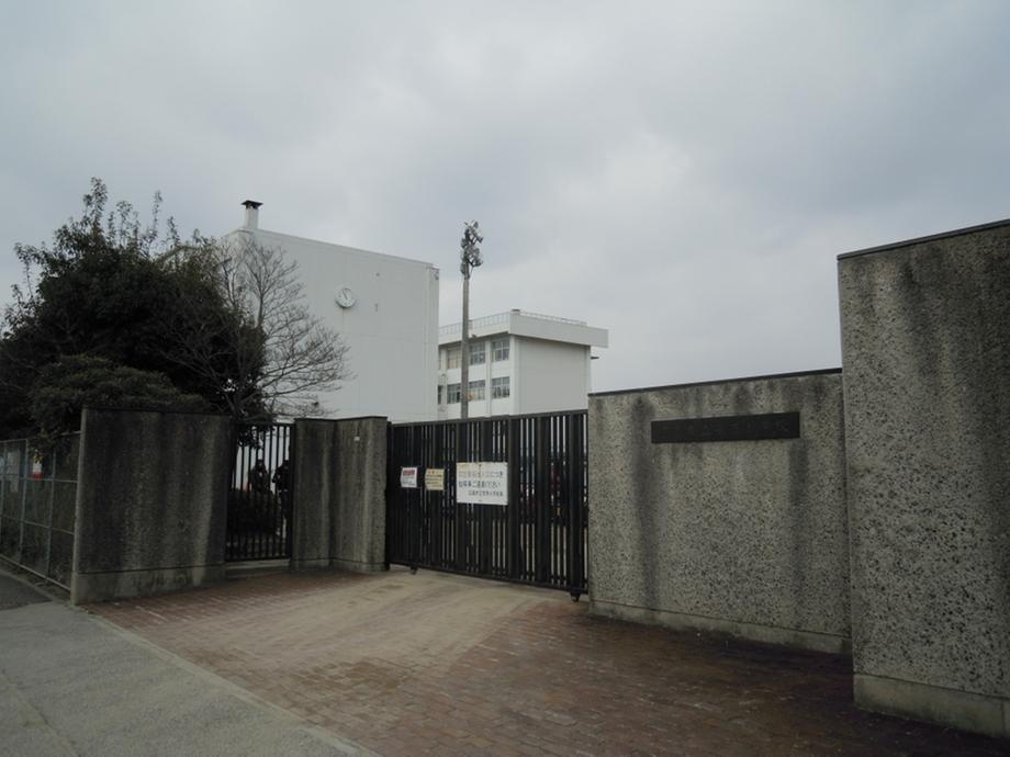 Primary school. 756m to Hiroshima Municipal Anzai Elementary School