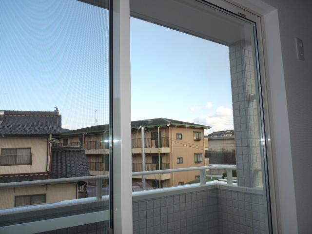 View photos from the dwelling unit. Bus street, Astram near