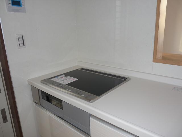 Kitchen. IH cooking heater