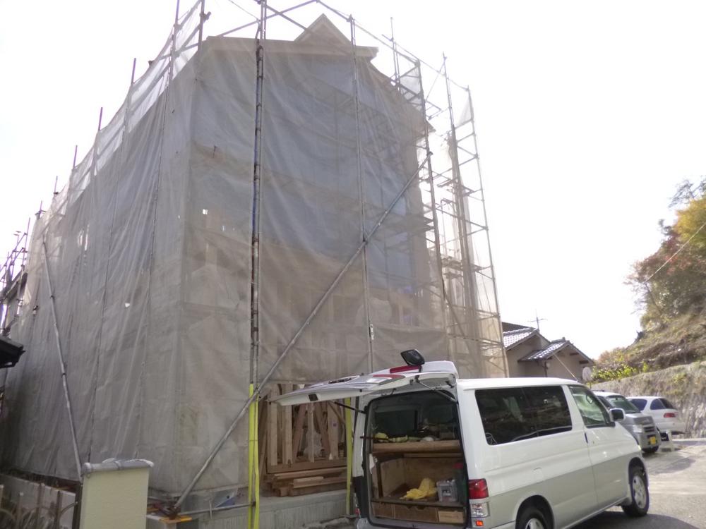 Local appearance photo. Local (12 May 2013) Shooting