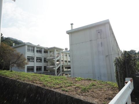 Junior high school. Anzai 1601m until junior high school