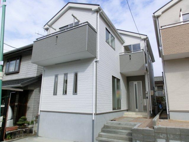 Local appearance photo.   Parking: Two Allowed