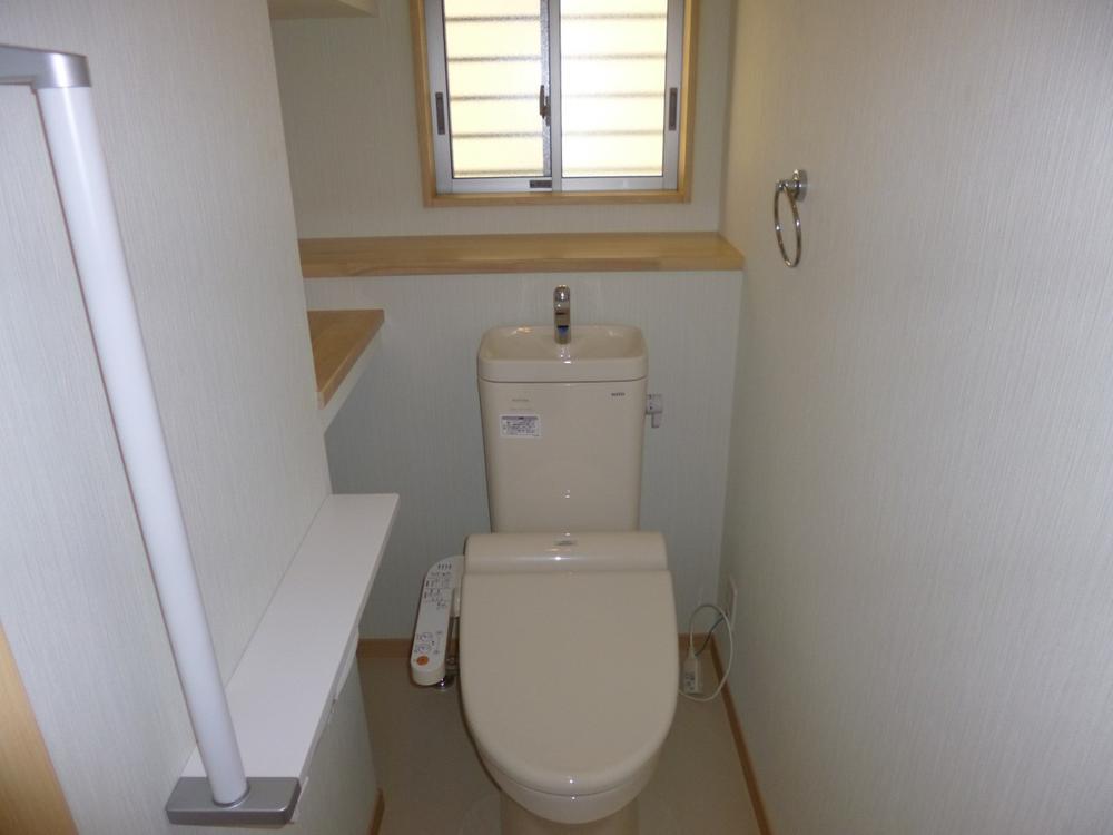 Toilet. (November 2013) Shooting